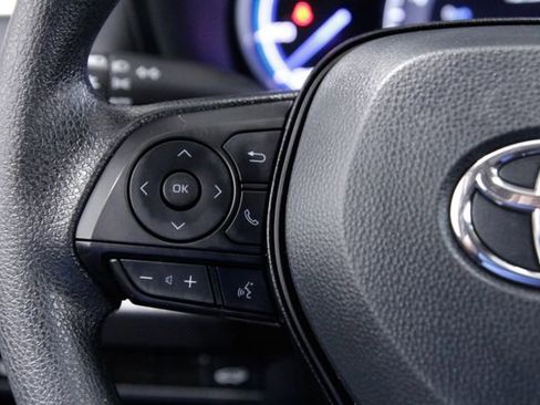 Used 2024 Toyota RAV4 XLE image 24