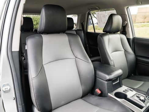 Used 2024 Toyota 4Runner SR5 Premium image 27