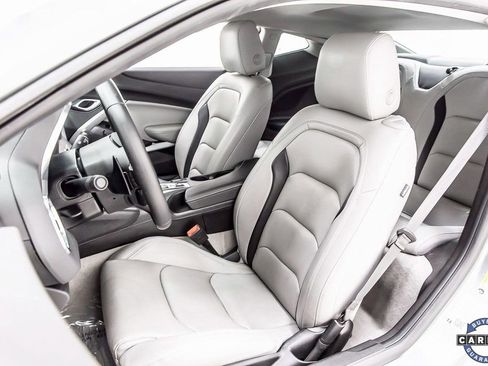 Used 2023 Chevrolet Camaro LT image 29