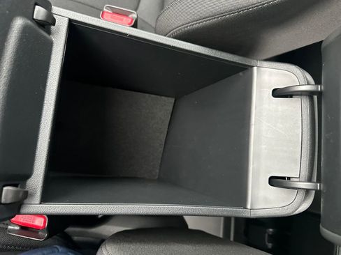 Used 2025 Hyundai Tucson SE image 26