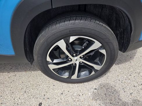 Used 2025 Chevrolet Trax RS w/ Driver Confidence Package FWD image 7