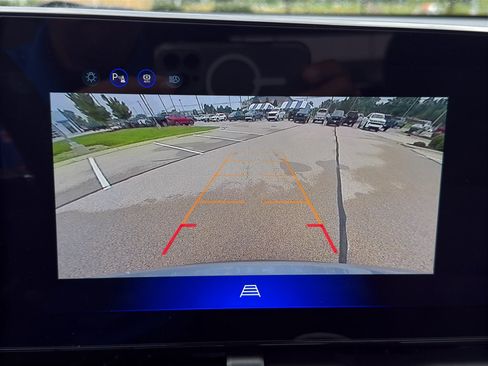New 2027 Chevrolet Equinox LT w/ Convenience Package II AWD/4WD image 24