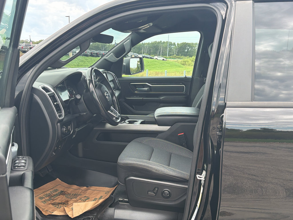 Used 2022 RAM 1500 Big Horn AWD/4WD image 13