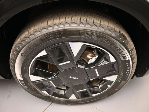 New 2026 Kia Sportage SX FWD image 13