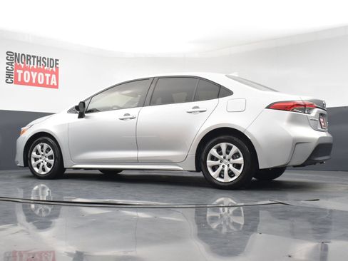Used 2025 Toyota Corolla LE FWD image 25