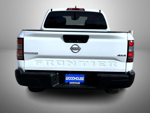 Certified 2024 Nissan Frontier S image 6
