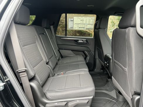 New 2026 Chevrolet Tahoe LS image 32