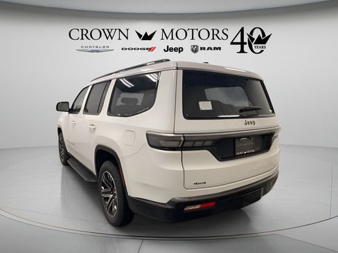 Used 2026 Jeep Grand Wagoneer 4WD w/ Premium Group I image 4