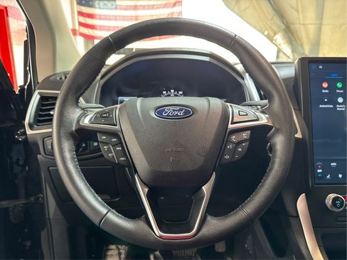 Used 2024 Ford Edge SEL AWD/4WD image 15