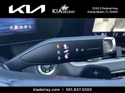 Used 2025 Chevrolet Equinox LT w/ Safety and Technology Package image 23