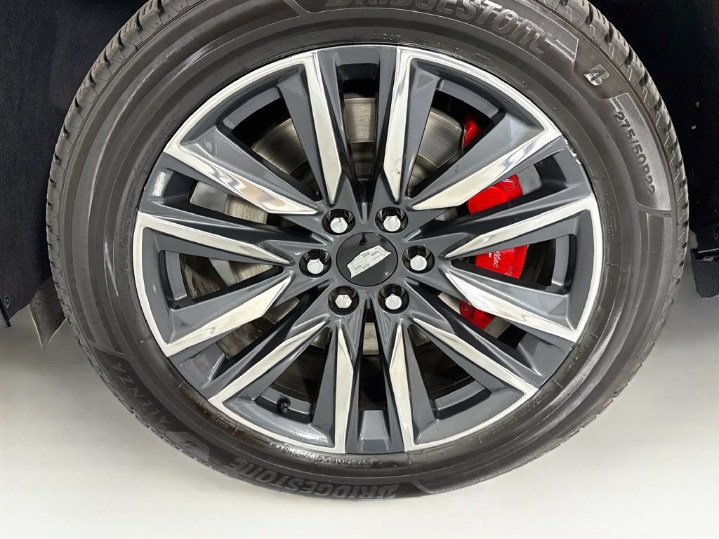 Used 2022 Cadillac Escalade Sport Platinum w/ LPO, ONYX Package AWD/4WD image 31