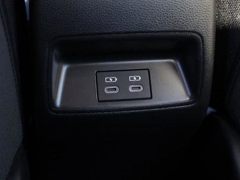 Used 2026 Toyota Corolla LE FWD image 21