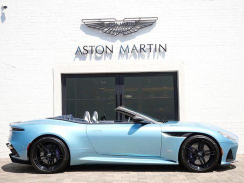 Used 2020 Aston Martin DBS Superleggera Volante RWD image 14