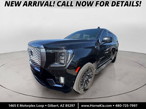 Used 2021 GMC Yukon XL Denali AWD/4WD image 1