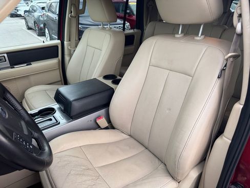 Used 2016 Ford Expedition EL XLT w/ Equipment Group 202A image 23