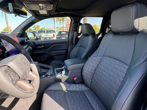 New 2025 Toyota Tacoma TRD Off-Road image 17