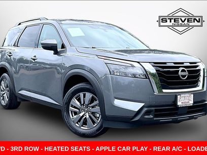 Used 2024 Nissan Pathfinder SV