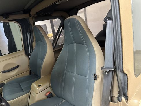 Used 1999 Jeep Wrangler Sahara image 15