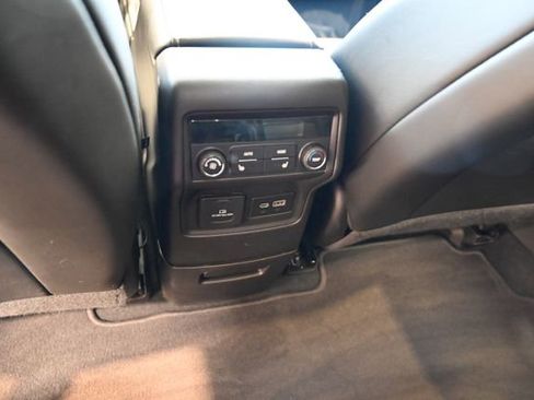 Used 2023 GMC Acadia SLT w/ Elevation Edition AWD/4WD image 28