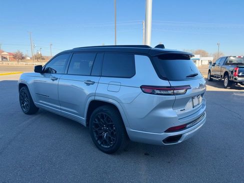 Used 2023 Jeep Grand Cherokee L Summit image 10