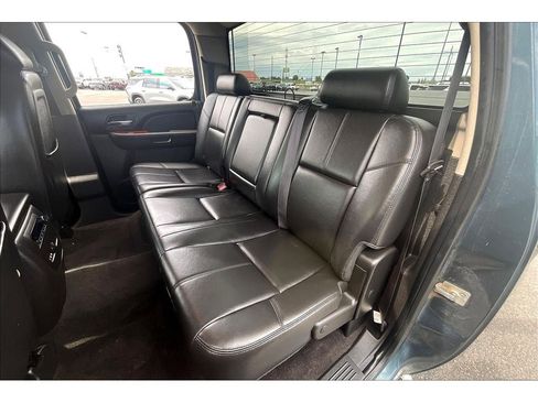 Used 2010 Chevrolet Silverado 2500 LTZ image 26