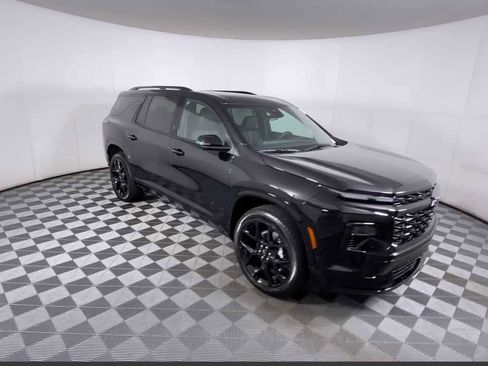 New 2026 Chevrolet Traverse RS w/ LPO, Floor Liner Package image 3