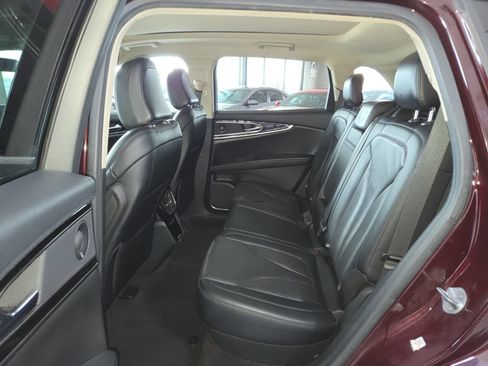 Used 2021 Lincoln Nautilus Reserve FWD image 20