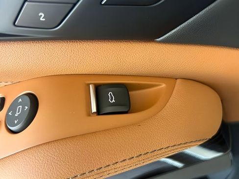 New 2026 BMW X5 xDrive40i w/ Climate Comfort Package image 11