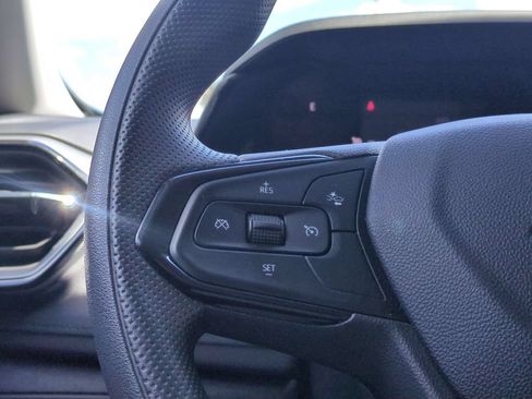 Used 2025 Chevrolet TrailBlazer LT AWD/4WD image 20