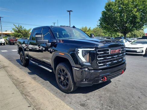 Certified 2025 GMC Sierra 2500 AT4 w/ AT4 Premium Plus Package image 2