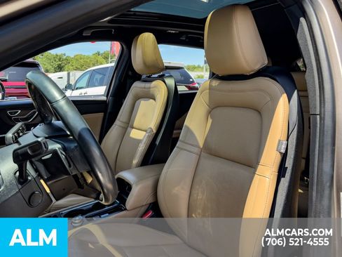 Used 2021 Lincoln Corsair Reserve FWD image 8