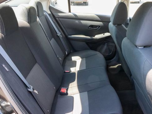 Used 2025 Nissan Sentra SV FWD image 16