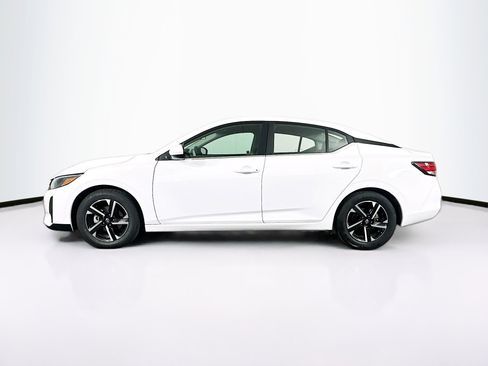 Used 2024 Nissan Sentra SV image 4