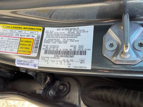 Used 2018 Lincoln MKZ Reserve FWD image 27