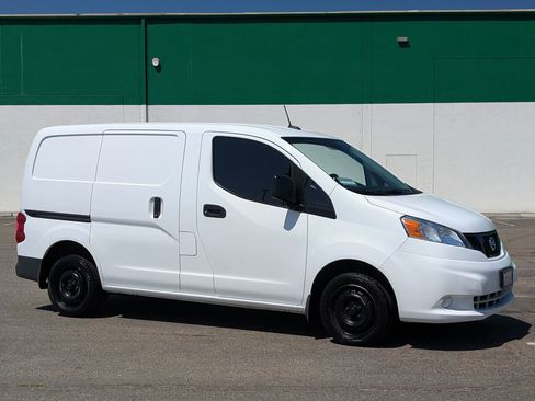 Used 2021 Nissan NV200 S FWD image 1