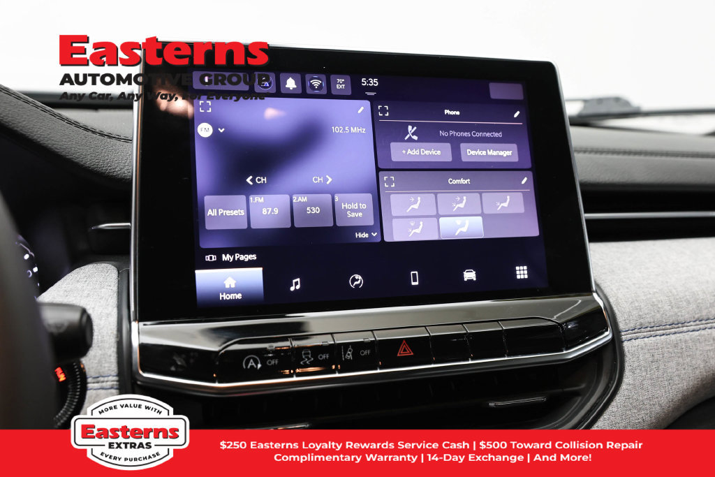 Used 2024 Jeep Compass Latitude AWD/4WD image 19