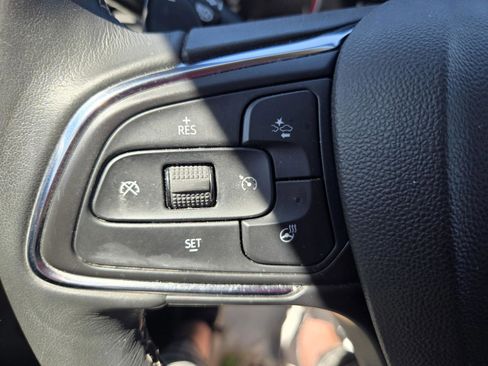 Used 2021 Buick Envision Preferred AWD/4WD image 17