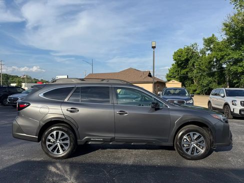 Used 2025 Subaru Outback Premium w/ Popular Package #1A AWD/4WD image 7