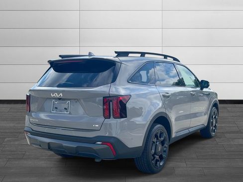 Used 2024 Kia Sorento SX AWD/4WD image 5