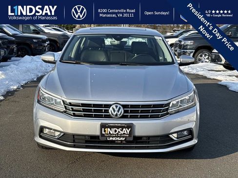Used 2018 Volkswagen Passat 2.0T SEL Premium image 6