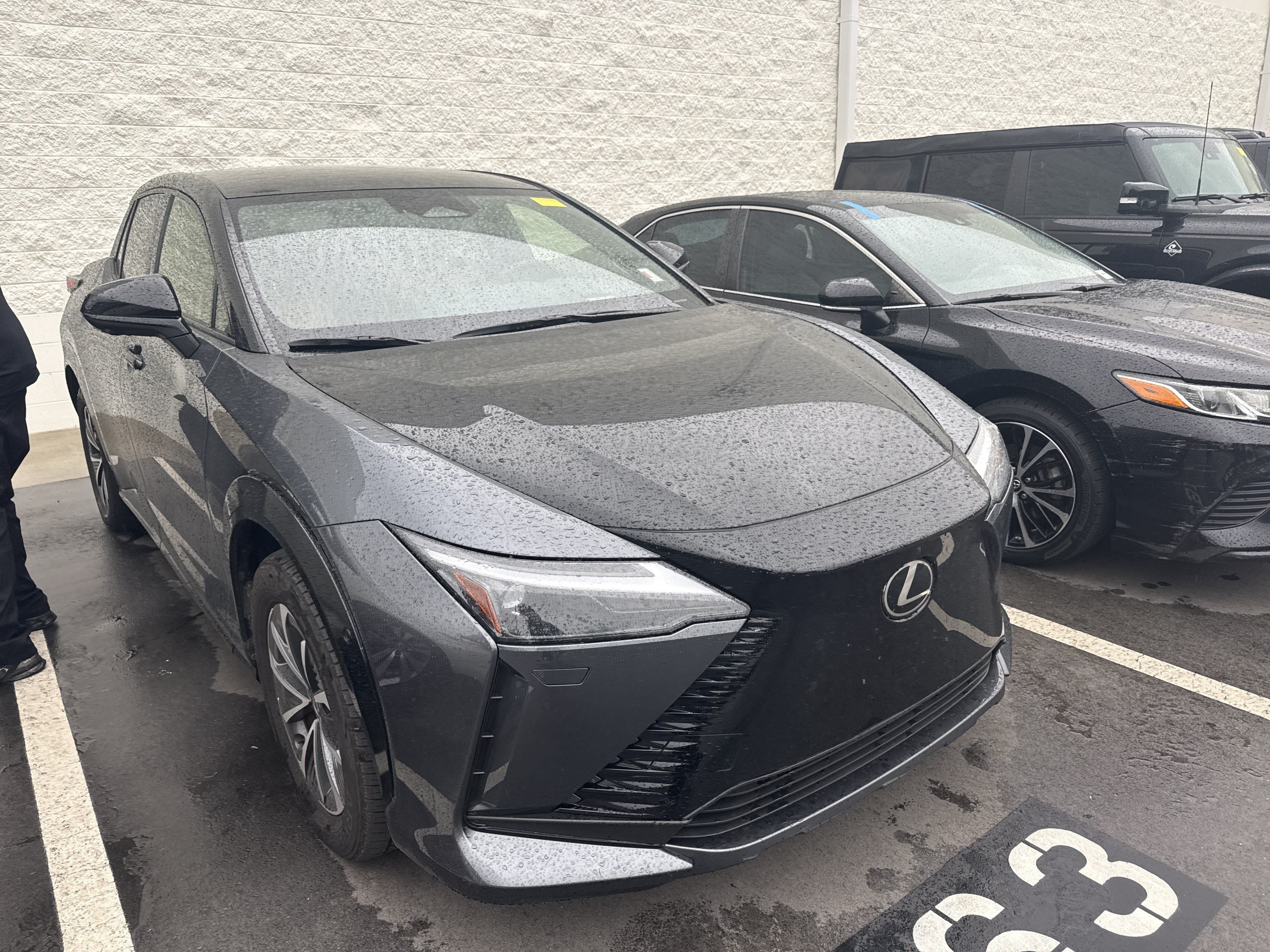 Used 2023 Lexus RZ 450e Premium w/ Technology Package AWD/4WD image 3