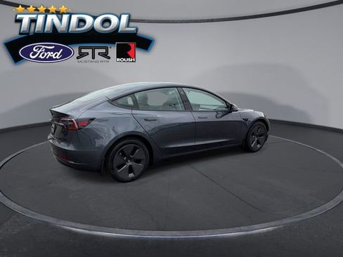 Used 2023 Tesla Model 3 Standard Range image 8