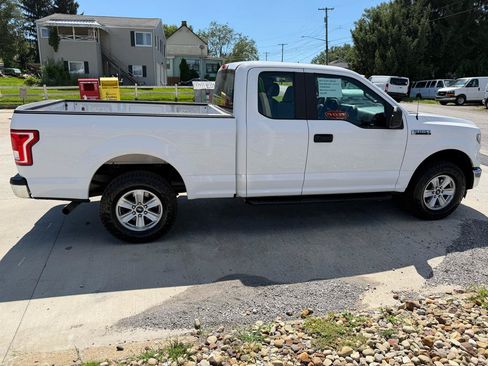 Used 2017 Ford F150 XL w/ Equipment Group 101A Mid AWD/4WD image 10