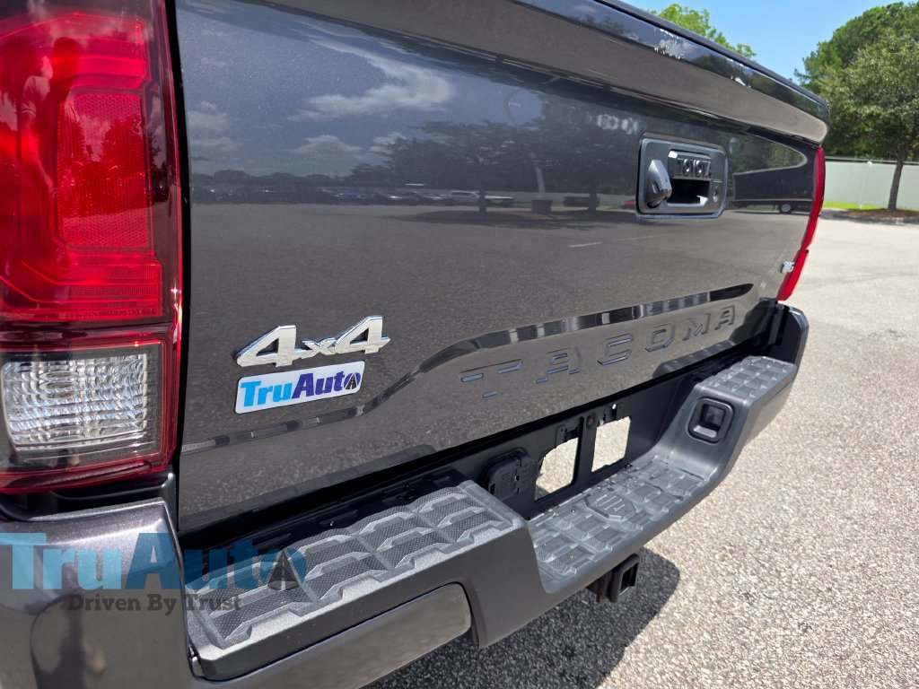 Used 2023 Toyota Tacoma SR AWD/4WD image 20