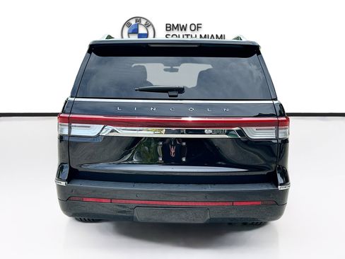 Used 2024 Lincoln Navigator Reserve w/ Monochromatic Package AWD/4WD image 6