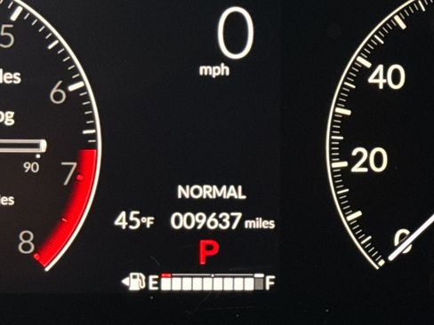 Certified 2025 Honda HR-V Sport image 19