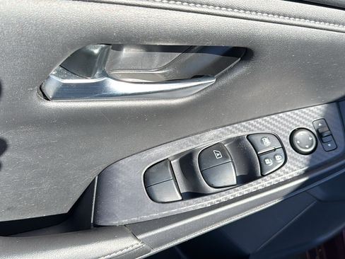 Certified 2023 Nissan Sentra SV FWD image 7
