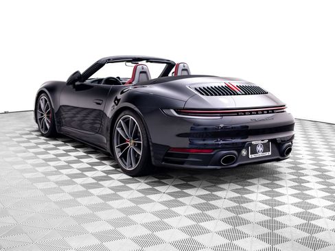 Certified 2022 Porsche 911 Carrera 4S AWD/4WD image 3