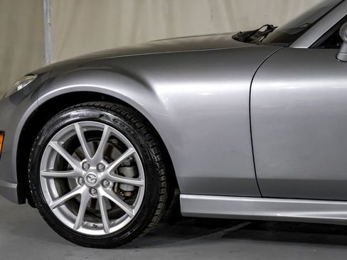 Used 2012 MAZDA MX-5 Miata Grand Touring w/ Premium Pkg image 12