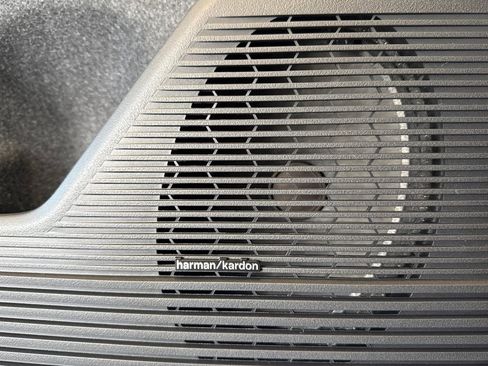 New 2026 Subaru Outback Limited image 30